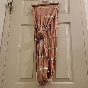 JUICY COUTURE 100% Cotton Elegant Pink and Gold Scarf with Removable Pom Sequin
